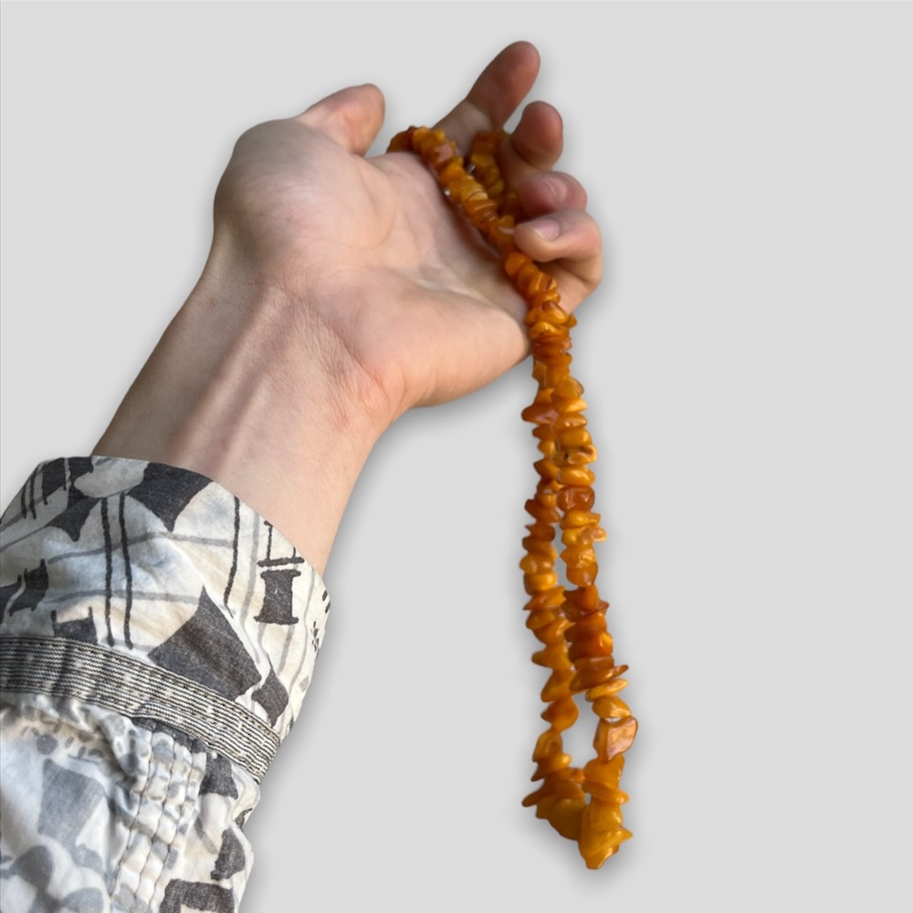 Cloudy Butterscotch Amber Necklace - Picture 4 of 4